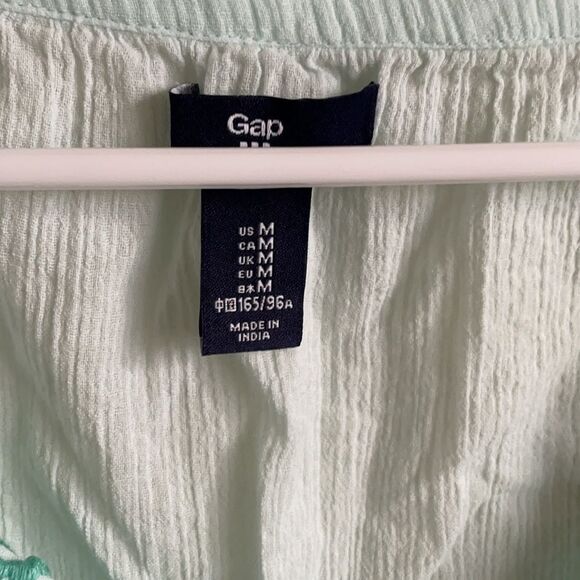 Gap Mint V Neck Embroidered Tank - Picture 3 of 6